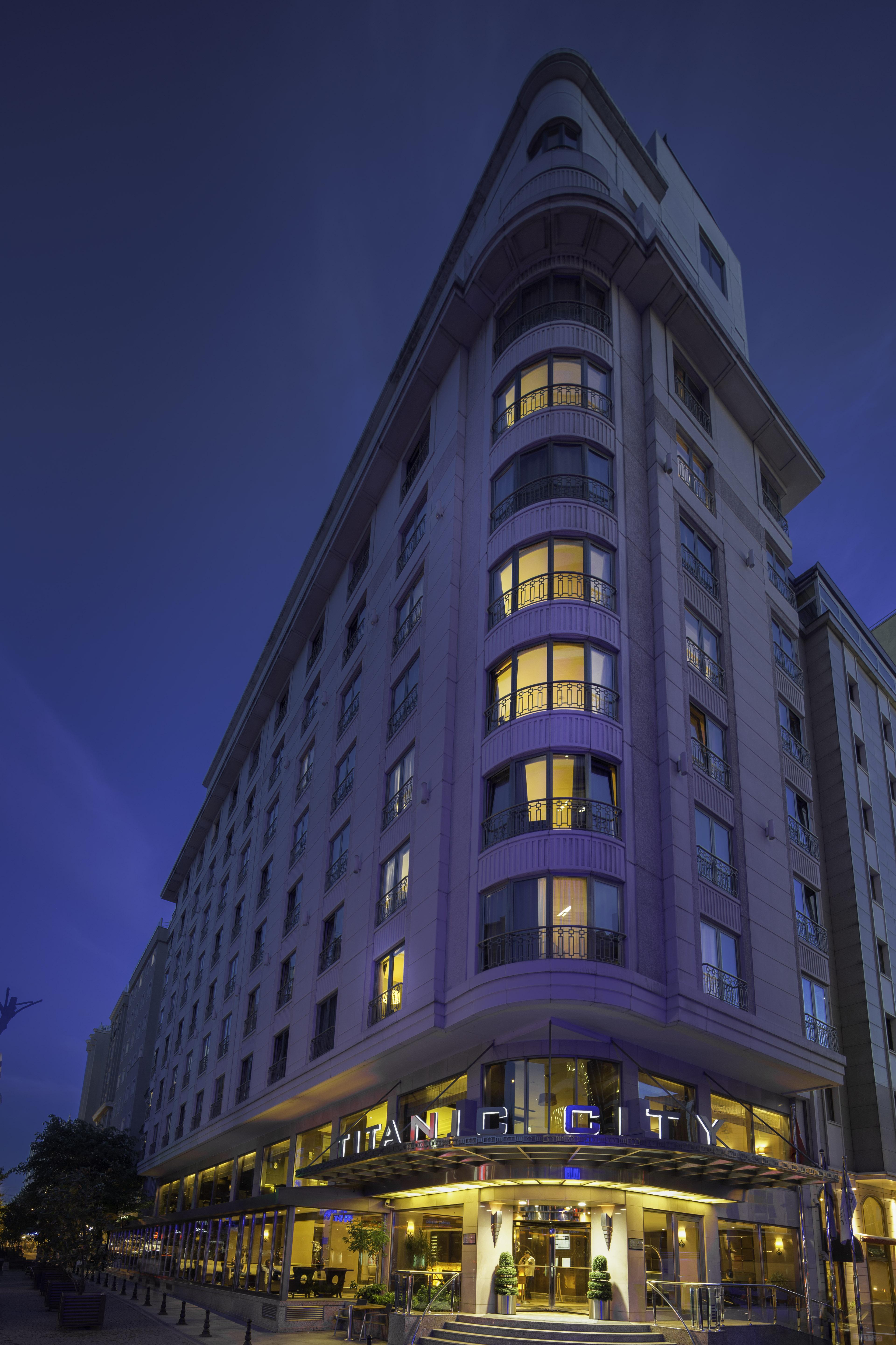 Titanic City Taksim Istambul Exterior foto
